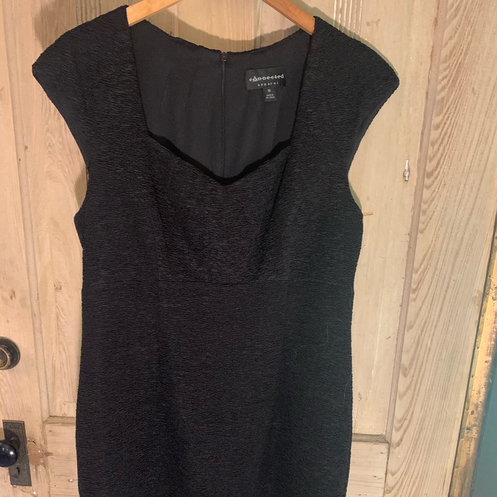 Great black dress with cap sleeves!